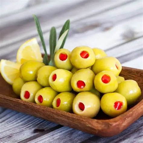 GROENE OLİJVEN MET PEPER